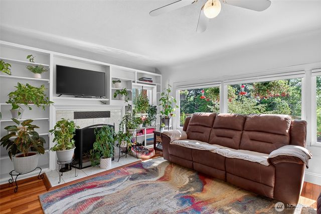 671 Chuckanut Drive N, Bellingham, WA 98229