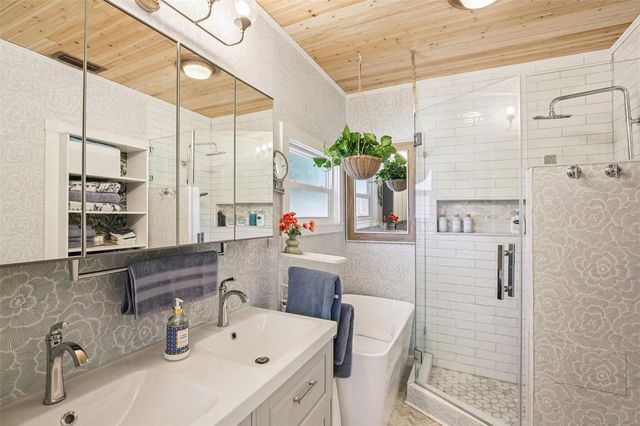 1135 MARINE STREET, Clearwater, FL 33755