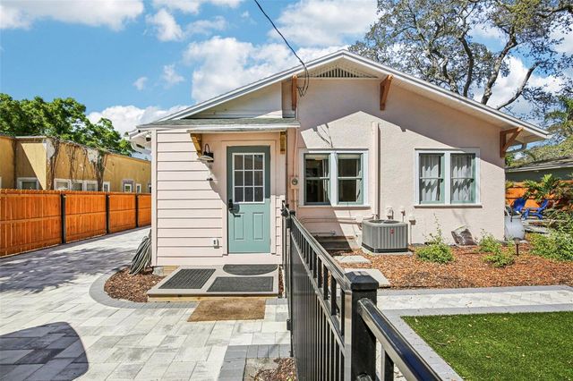 1135 MARINE STREET, Clearwater, FL 33755