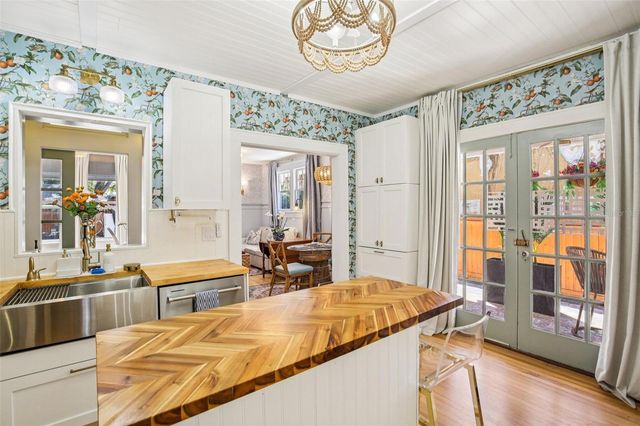 1135 MARINE STREET, Clearwater, FL 33755