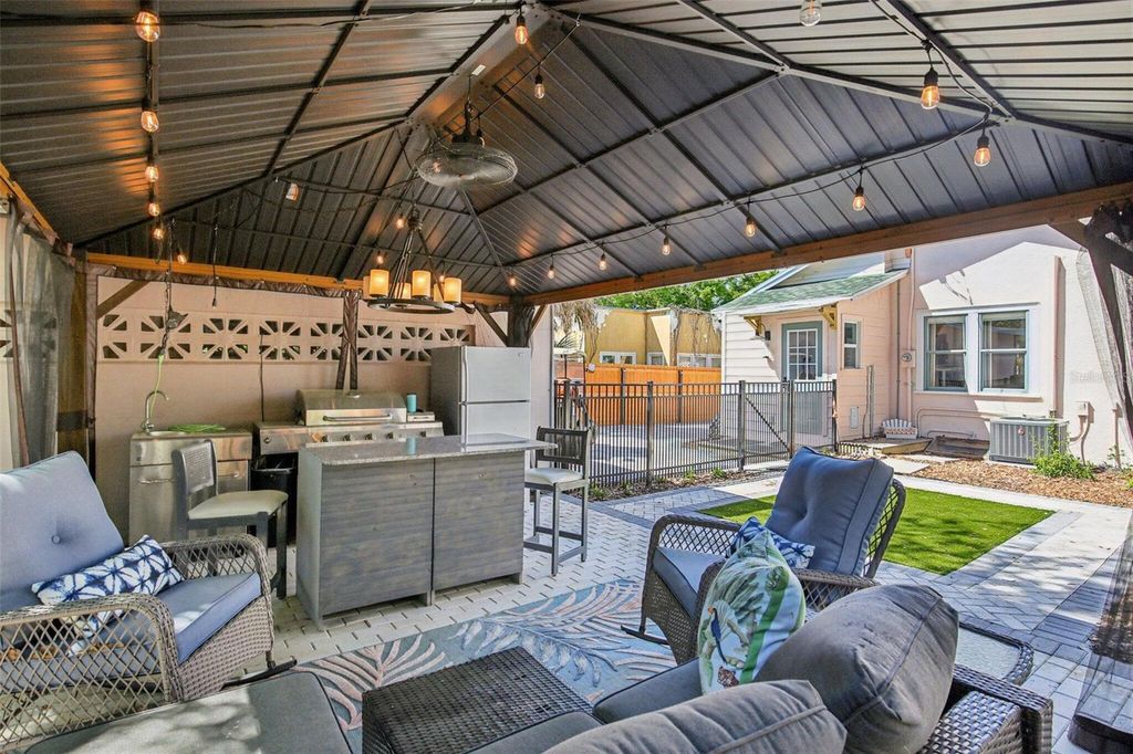 Image 32 of property listing at 1135 MARINE STREET, Clearwater, FL 33755