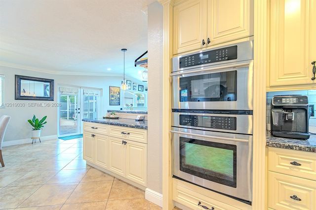 16181 SW 284th St, Homestead, FL 33033