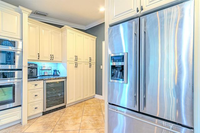 16181 SW 284th St, Homestead, FL 33033