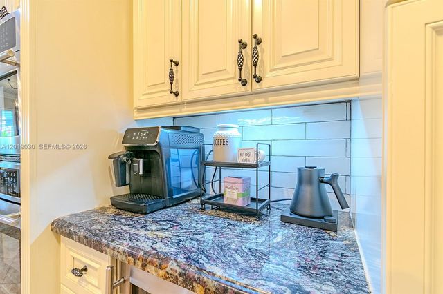 16181 SW 284th St, Homestead, FL 33033