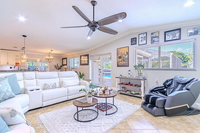 16181 SW 284th St, Homestead, FL 33033