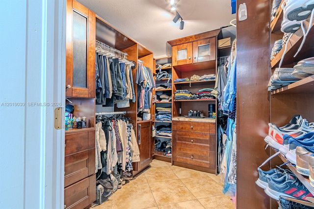 16181 SW 284th St, Homestead, FL 33033