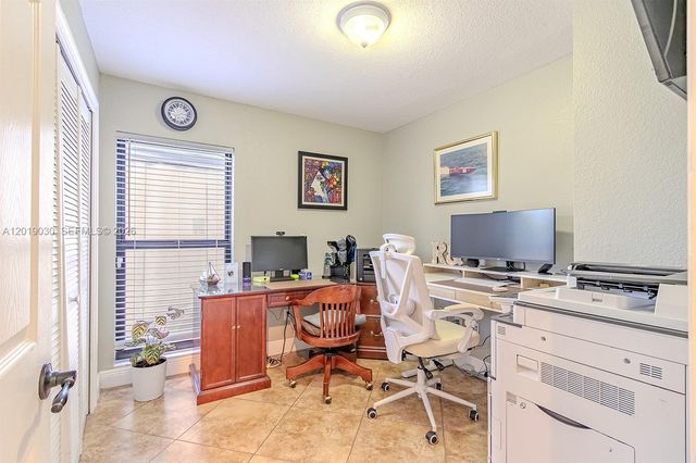 16181 SW 284th St, Homestead, FL 33033
