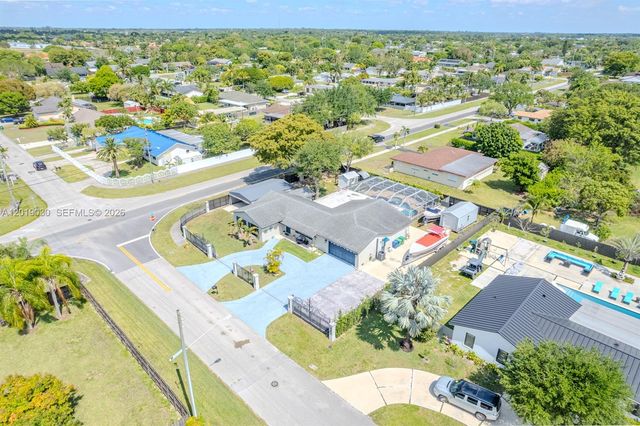 16181 SW 284th St, Homestead, FL 33033