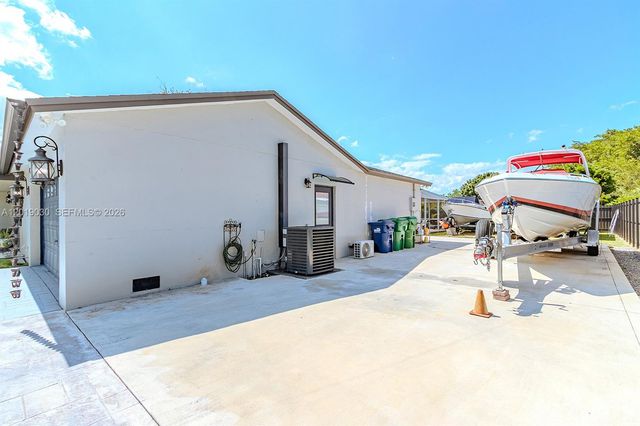 16181 SW 284th St, Homestead, FL 33033