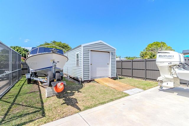 16181 SW 284th St, Homestead, FL 33033