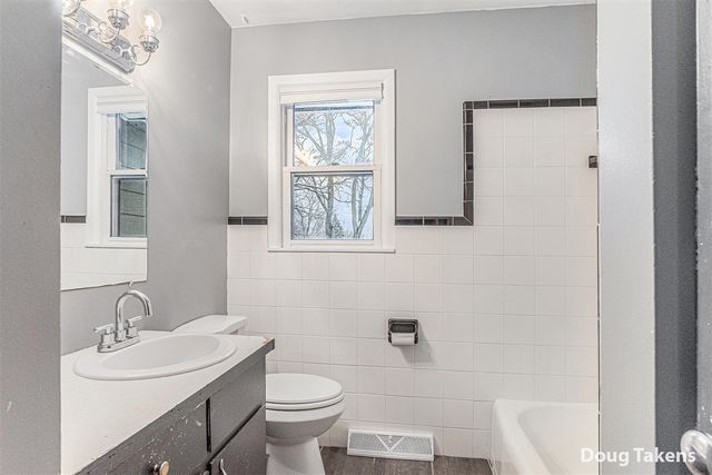 3262 Rypens Drive, Grand Rapids, MI 49534