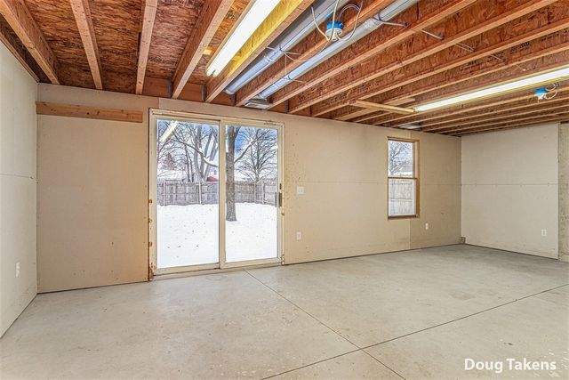 3262 Rypens Drive, Grand Rapids, MI 49534