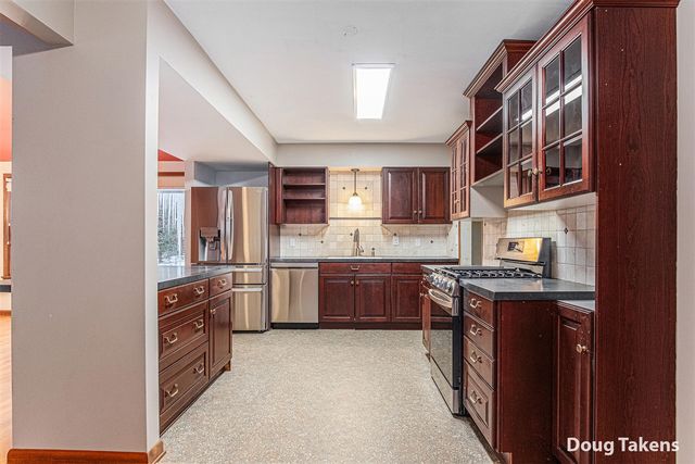 3262 Rypens Drive, Grand Rapids, MI 49534