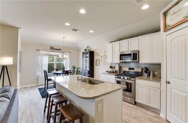 408 Red Matador LN, Leander, TX 78641