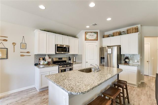 408 Red Matador LN, Leander, TX 78641