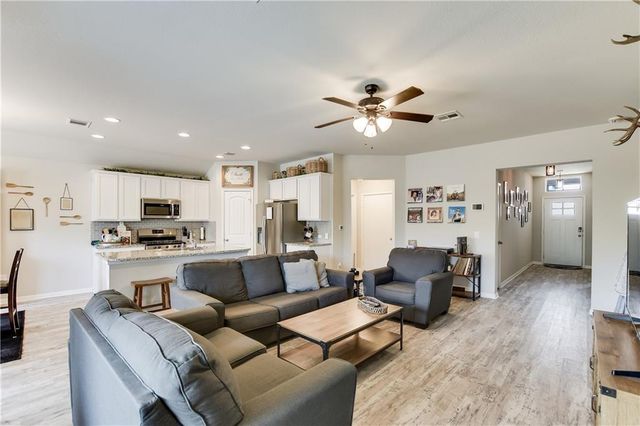 408 Red Matador LN, Leander, TX 78641
