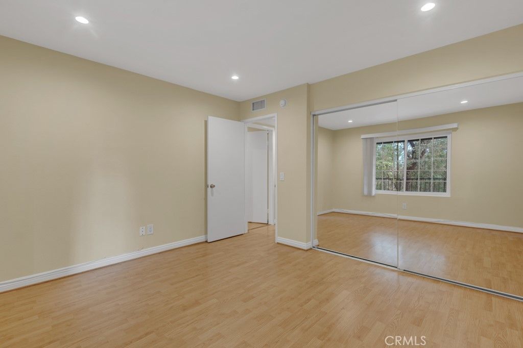 Image 34 of property listing at 11435 Tampa 90, Porter Ranch, CA 91326