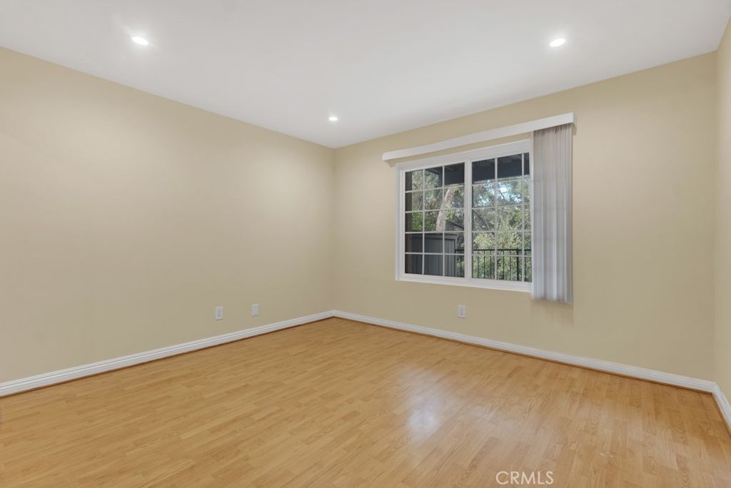 Image 35 of property listing at 11435 Tampa 90, Porter Ranch, CA 91326