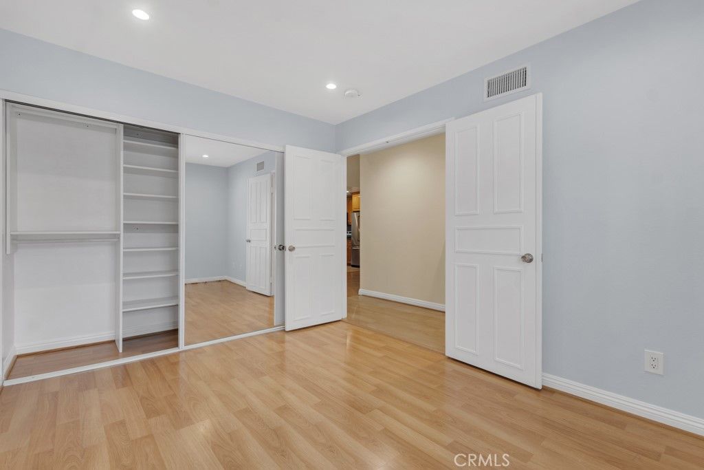 Image 38 of property listing at 11435 Tampa 90, Porter Ranch, CA 91326