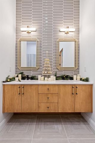 2120 TORI LANE, Marinette, WI 54143