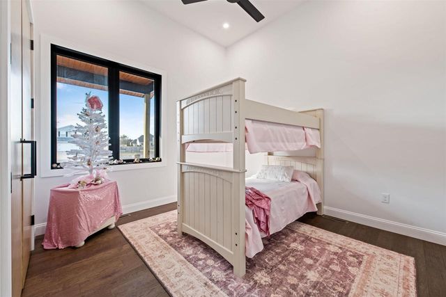 2120 TORI LANE, Marinette, WI 54143