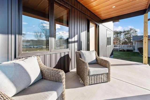 2120 TORI LANE, Marinette, WI 54143