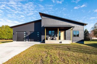 2120 TORI LANE, Marinette, WI 54143