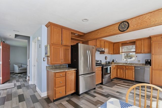 91 Cohasset Rd, Wareham, MA 02532