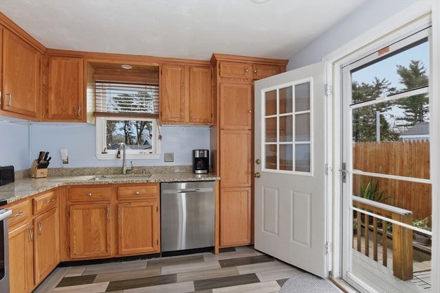 91 Cohasset Rd, Wareham, MA 02532