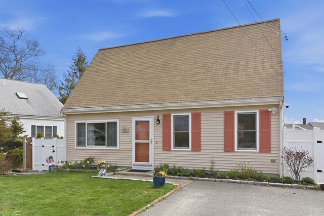 91 Cohasset Rd, Wareham, MA 02532