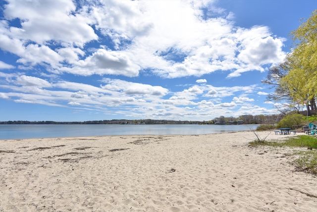 91 Cohasset Rd, Wareham, MA 02532
