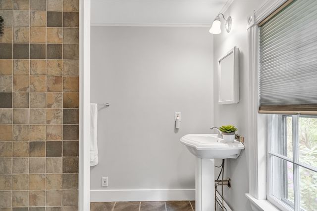 1333 Great Plain Ave, Needham, MA 02492