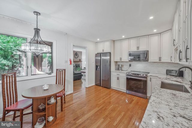 2026 HUNTER MILL RD, Vienna, VA 22181