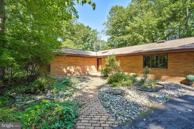 2026 HUNTER MILL RD, Vienna, VA 22181