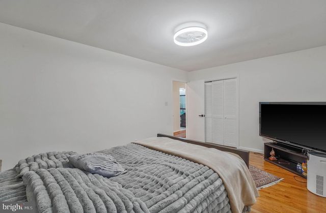 2026 HUNTER MILL RD, Vienna, VA 22181
