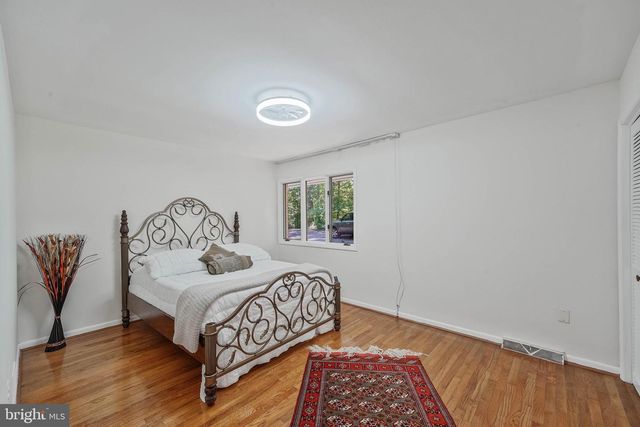 2026 HUNTER MILL RD, Vienna, VA 22181
