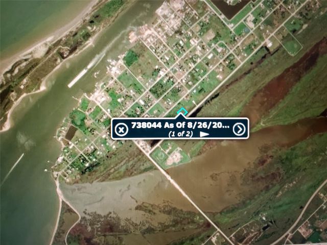 6 Broadway, Port Bolivar, TX 77650