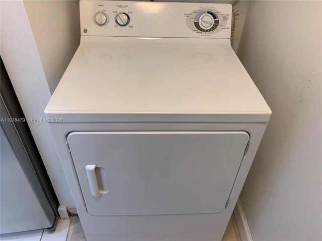 570 S Park Rd 13-6, Hollywood, FL 33021