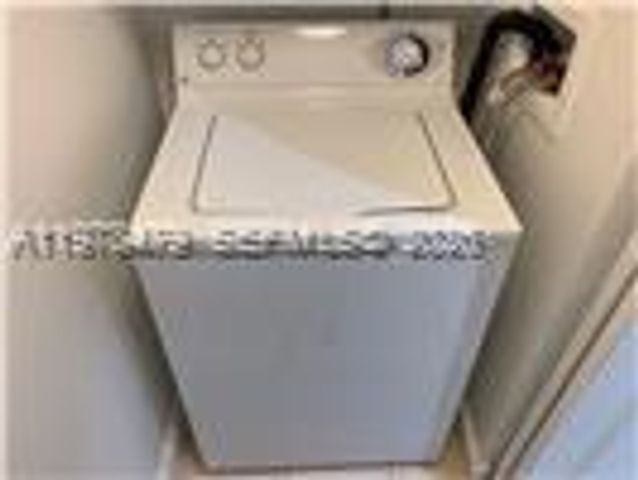 570 S Park Rd 13-6, Hollywood, FL 33021