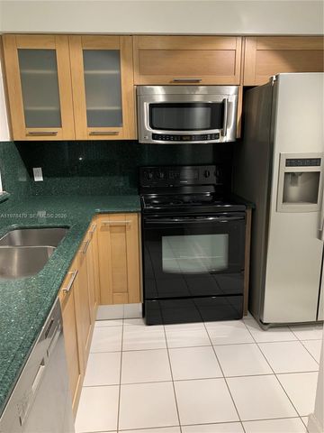 570 S Park Rd 13-6, Hollywood, FL 33021