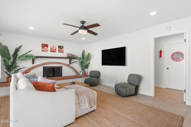 5312 E EVANS Drive, Scottsdale, AZ 85254