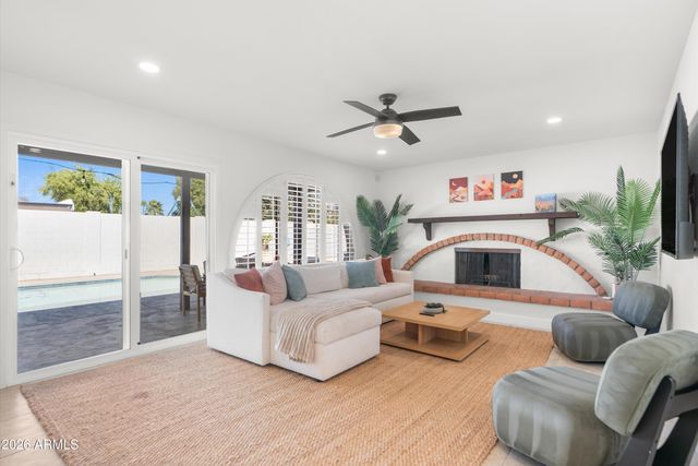 5312 E EVANS Drive, Scottsdale, AZ 85254