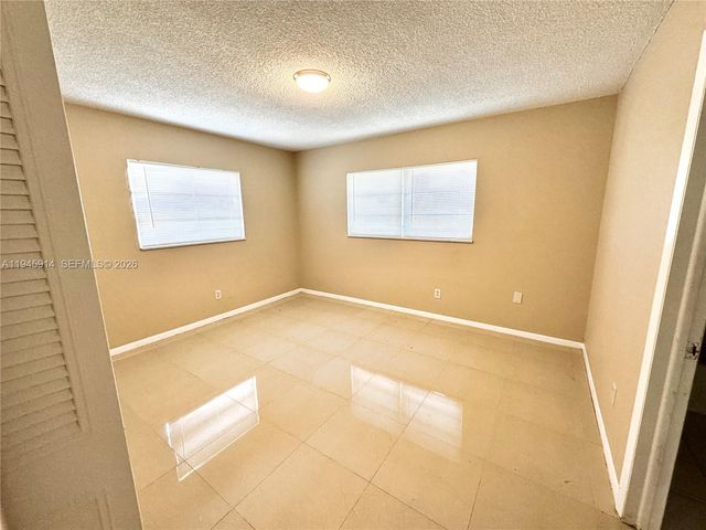 2500 SW 81st Ave 401, Davie, FL 33324
