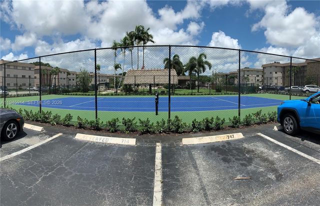 2500 SW 81st Ave 401, Davie, FL 33324