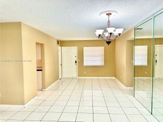 2500 SW 81st Ave 401, Davie, FL 33324