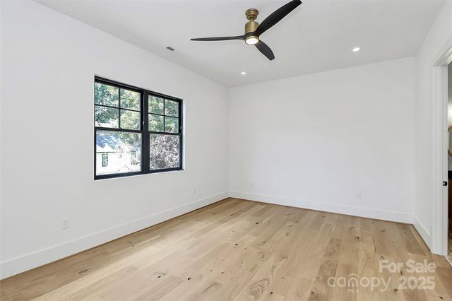 2209 Norcross Place, Charlotte, NC 28205
