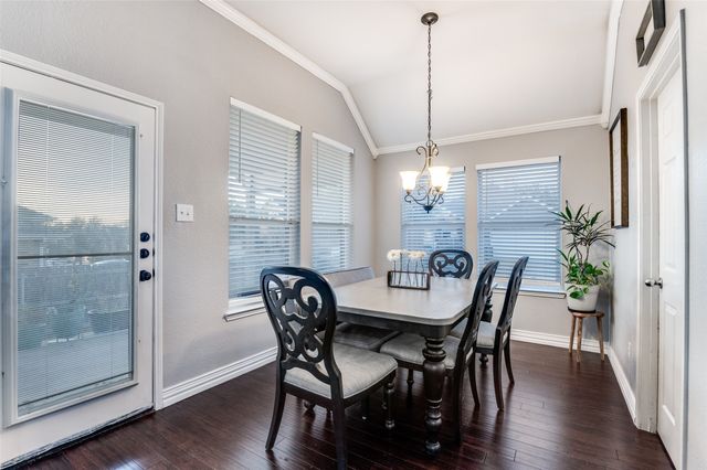 4500 Fox River Trail, Arlington, TX 76017