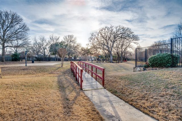 4500 Fox River Trail, Arlington, TX 76017