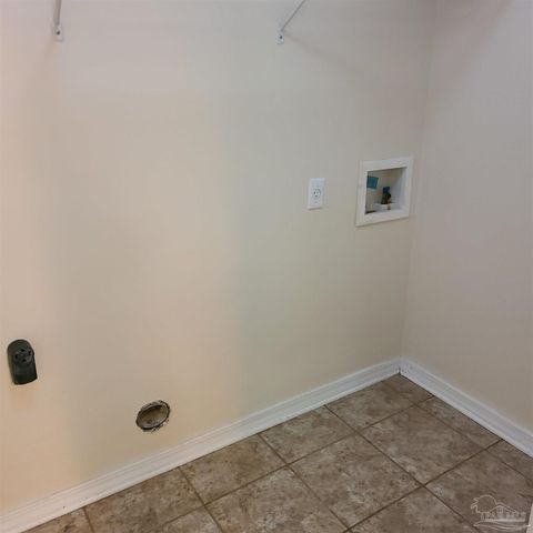 6067 White Creek Ln, Milton, FL 32570