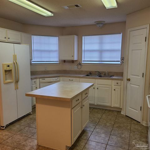 6067 White Creek Ln, Milton, FL 32570